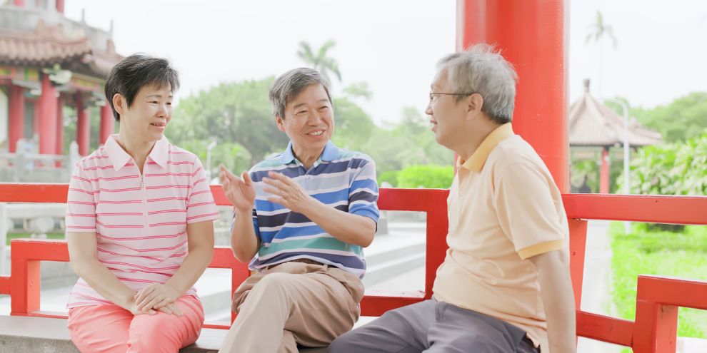 Bí quyết tăng cường sức đề kháng cho người lớn tuổi